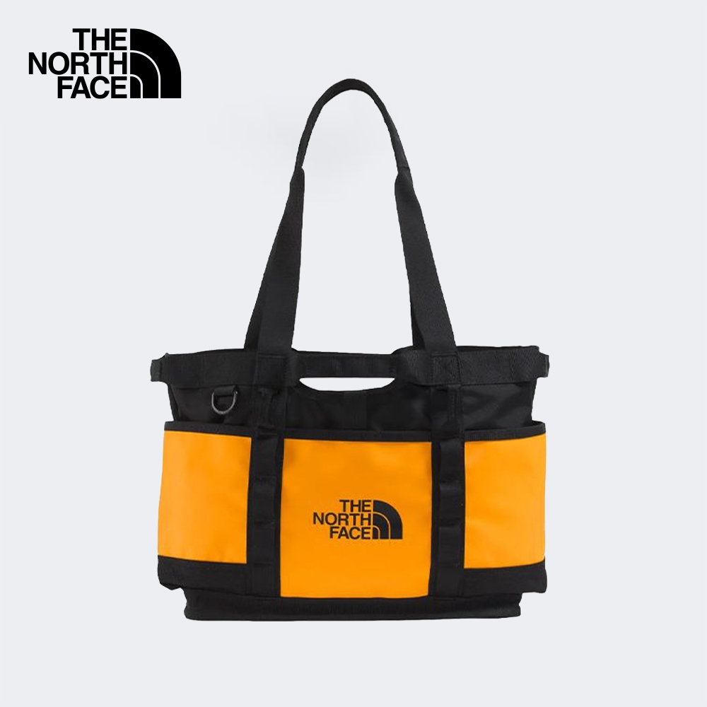 THE NORTH FACE UNISEX BASE CAMP UTILITY TOTE - SUMMIT GOLD/TNF BLACK กระเป๋าสะพายข้าง