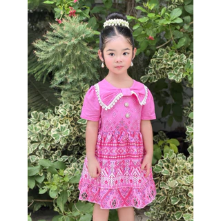 ชุดไทยเดรสเด็กผู้หญิง ผูกโบว์ด้านหลีง มีซับฟูด้านใน