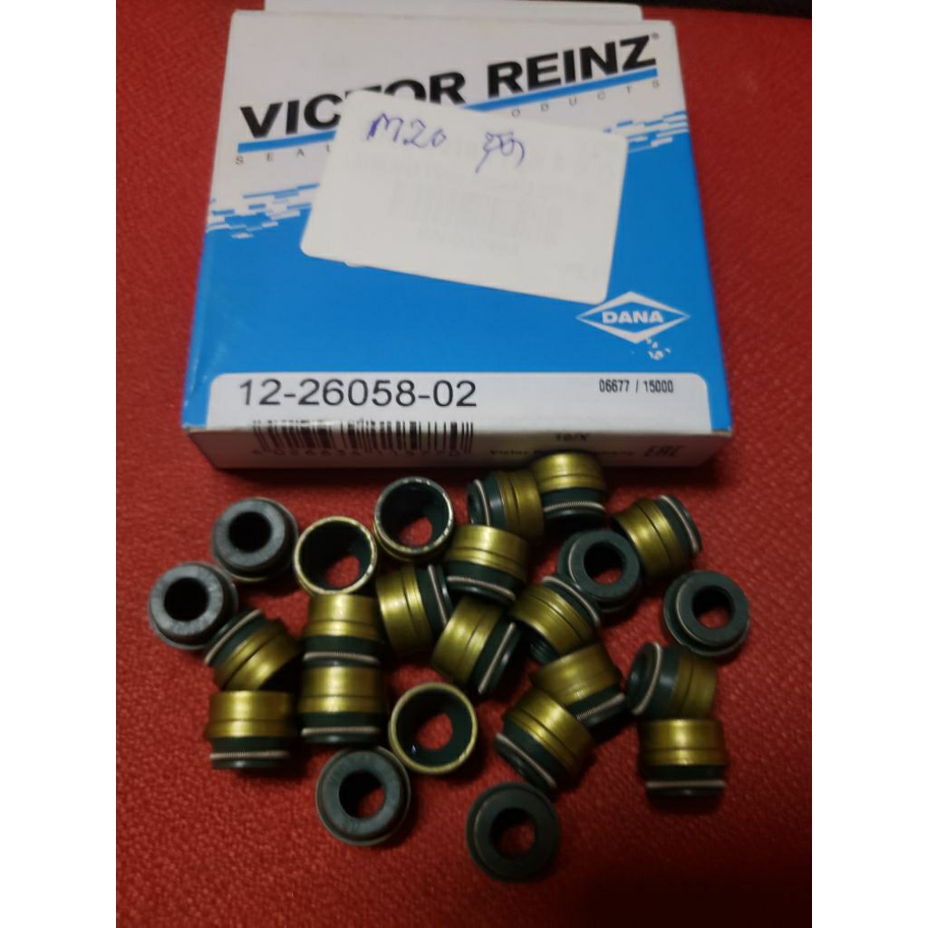 ท่อระบายไอ ยางตีนวาล์ว Vent hose/Crankcase Breather Hose 1708801 BMW E30 E34 320i 325i 1987-1991 & 520i 525i M20 1988-1