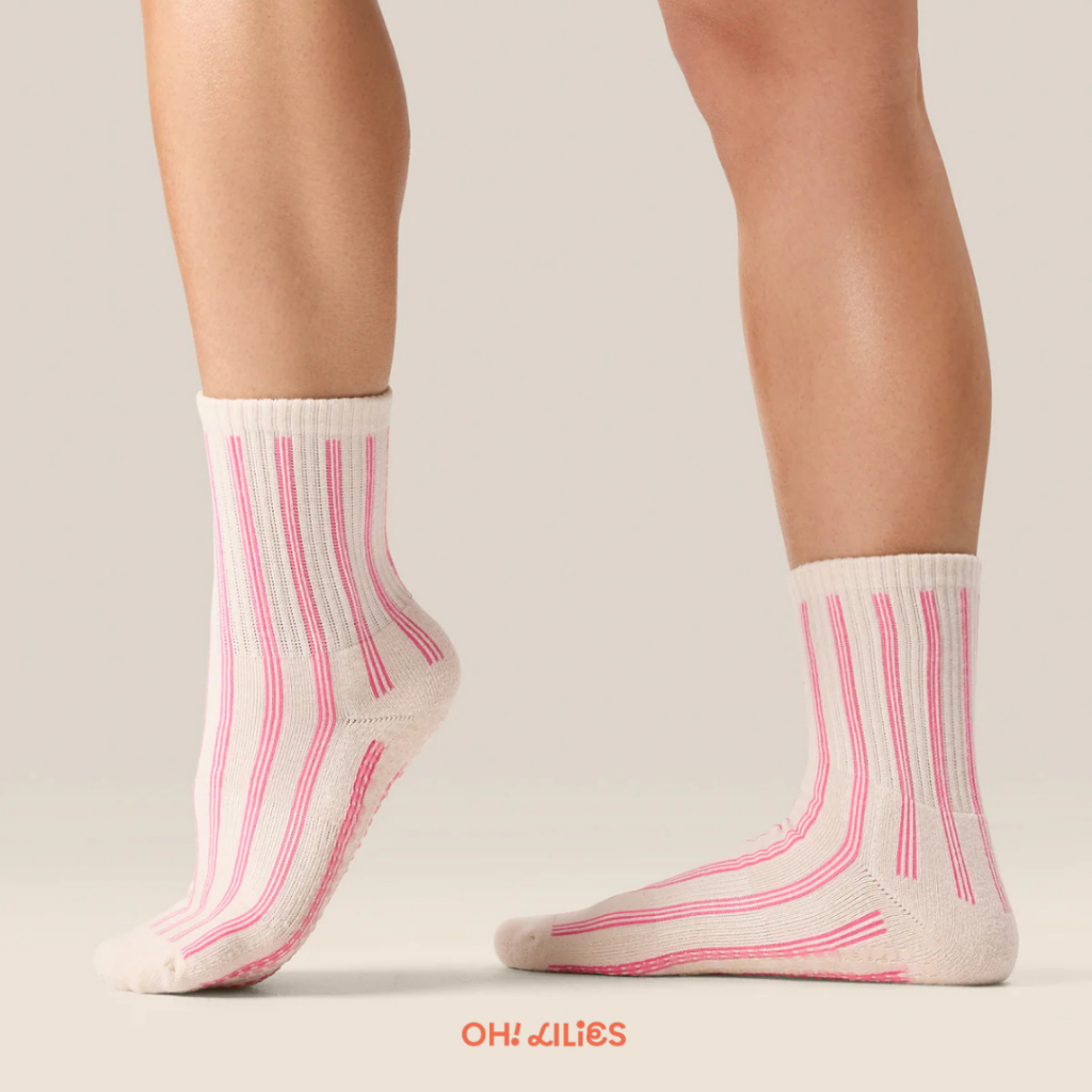 (พร้อมส่ง) MoveActive Crew Grip Socks