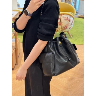 แท้💯% Tory Burch Charlie New style Shoulder bag ดีไซน์ควิลท์ กระเป๋าสะพายข้างแบบเปิดปิดด้วยเชือกรูด