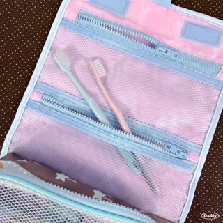 DADDY | Ella & Cole Cozy Stitch Travel Bag กระเป๋าจัดระเบียบ สุดน่ารัก