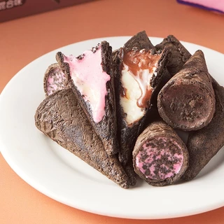 Waffle crispy cone ไอติมกรอบโอริโอ้ โคนวาฟเฟิลกรอบ เวเฟอร์ไอติมกรอบ โอริโอ้ช็อคโกแลต มี 2 รสชาติ ขนาด 68 กรัม