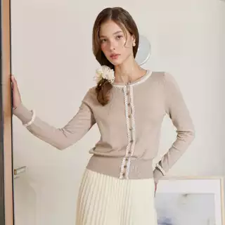 MAVE เสื้อ รุ่น Arc Cargidan สี BABY BLUE,NAVY,TAUPE