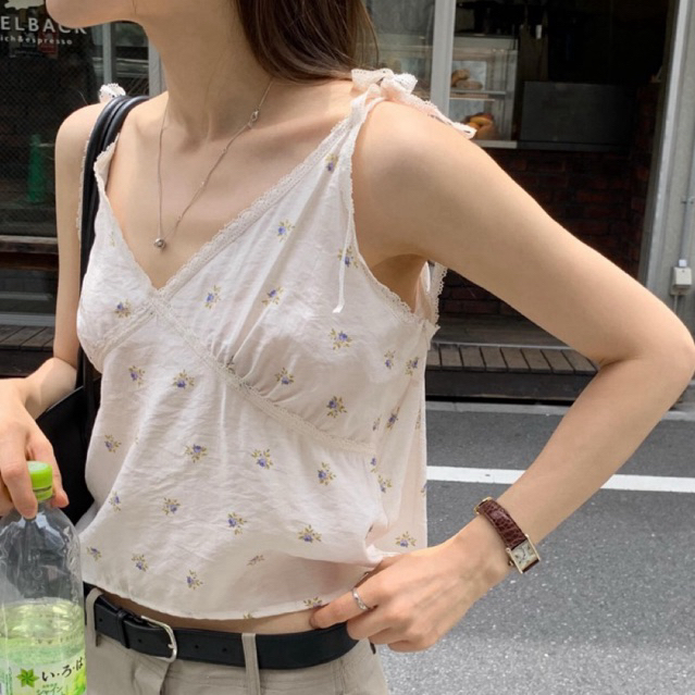 พร้อมส่ง เสื้อสายเดี่ยวค้อตต้อนลินิน ป้ายเกาหลี🇰🇷 OUCE Bloom Linen Blouse  🇰🇷koreamoods