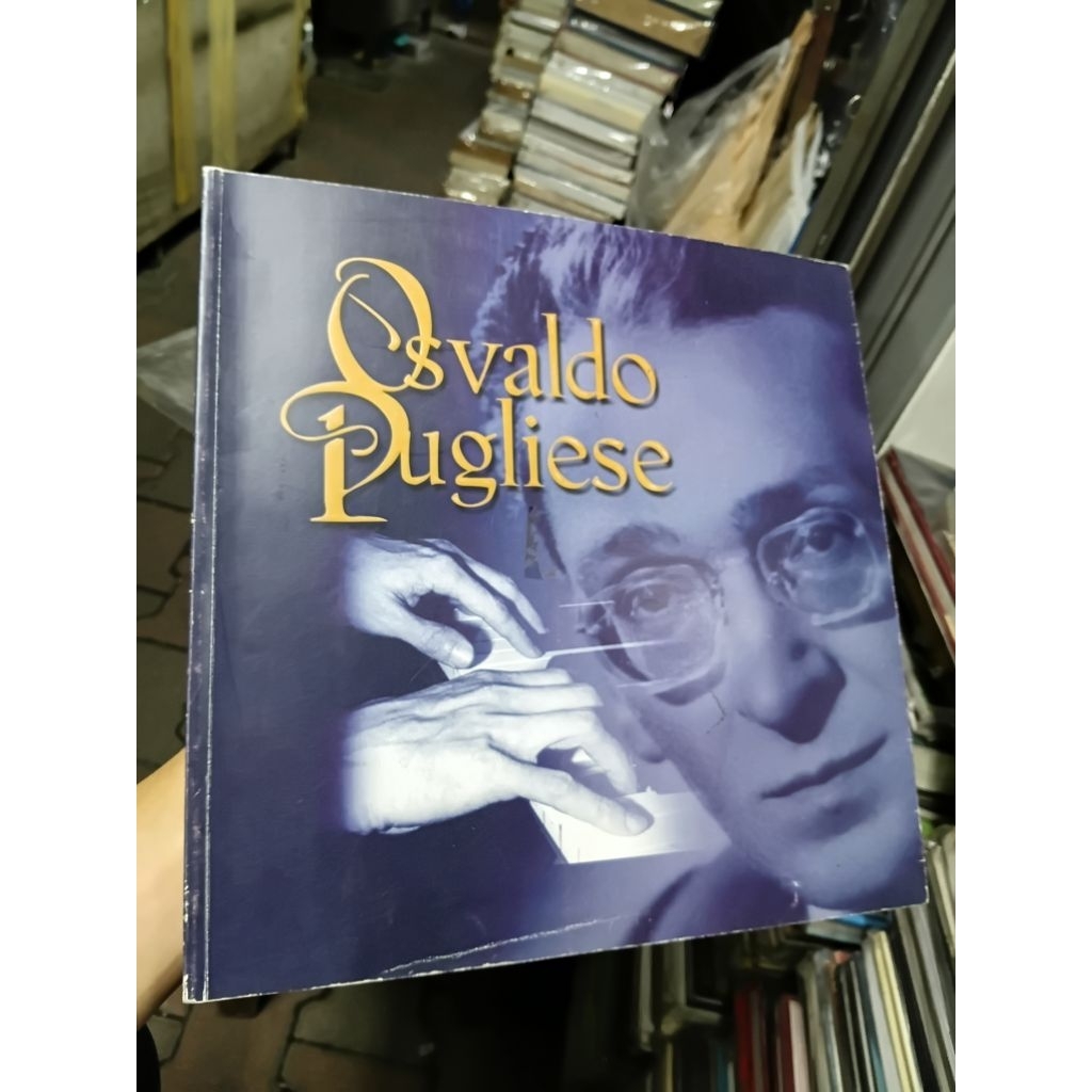 หนังสือภาพชีวประวัติ ของ "Osvaldo Pugliese" นักประพันธ์เพลงและนักดนตรีชื่อดัง Tango ภาษาสเปน