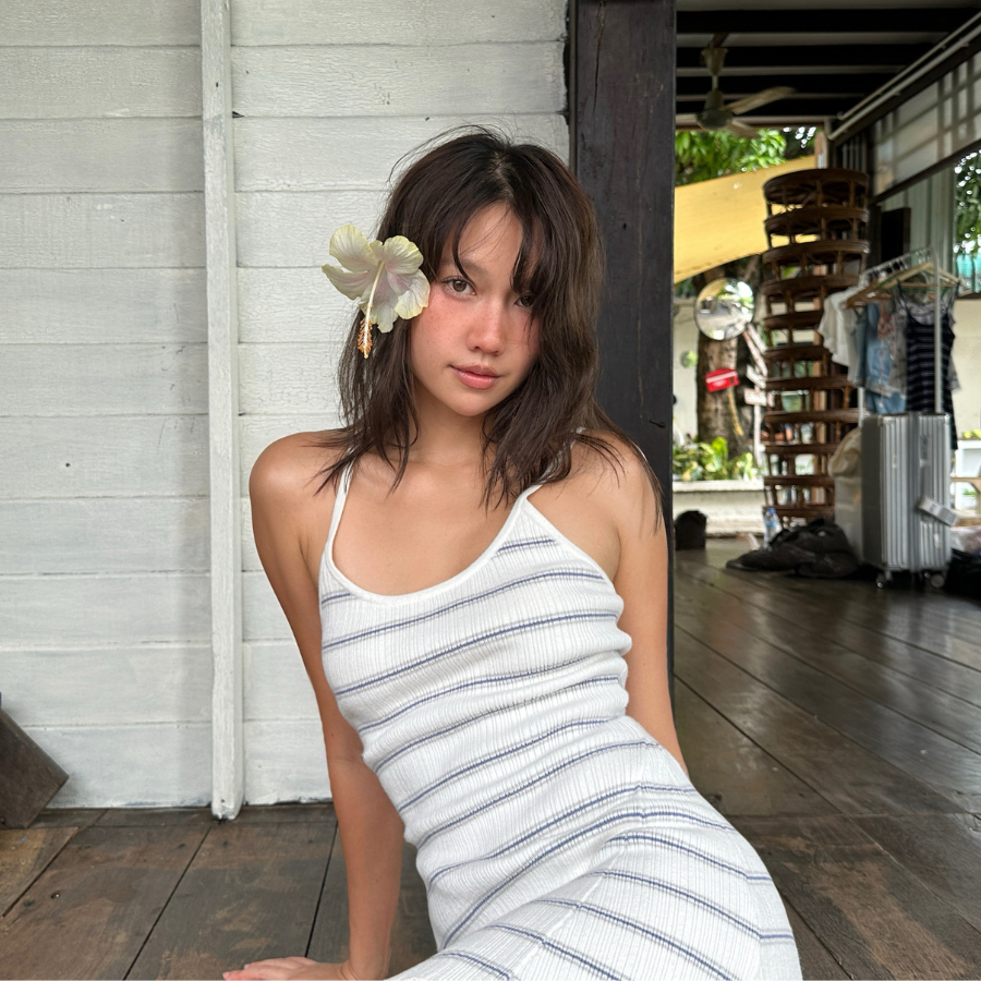 HEARTEYES - MIDI DRESS | ชุดเดรส สั้น เหนือเข่า ผ้านิท ไหมพรม ลายทาง
