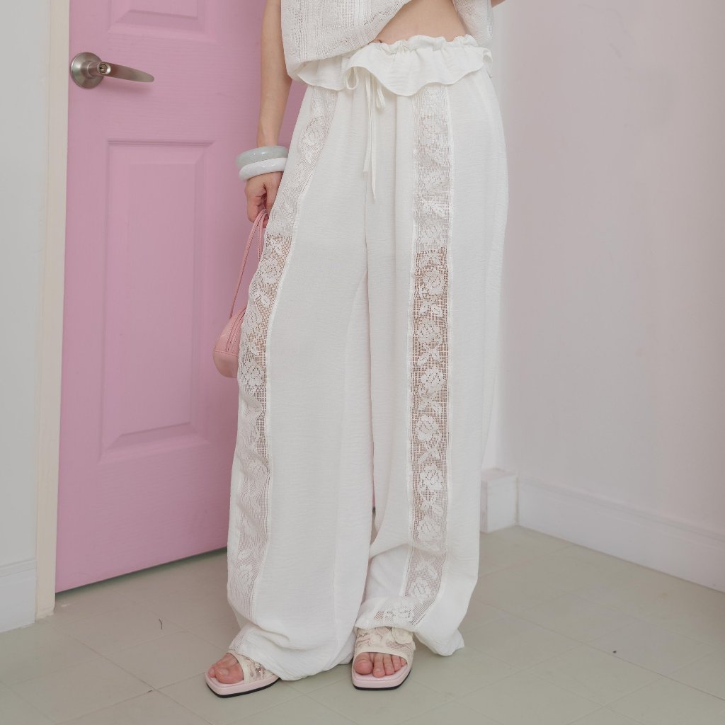 Kimmame - กางเกง รุ่น Rose Crochet Pants