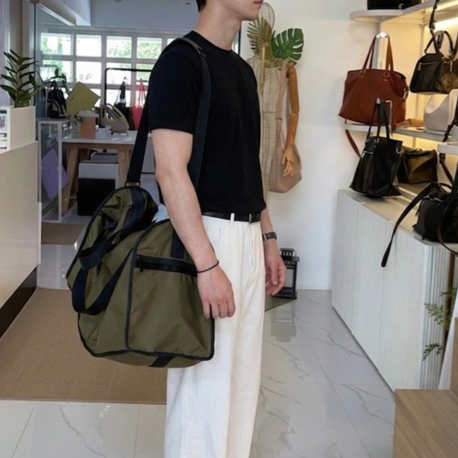AWARINN Crew Bag | กระเป๋าสะพายผ้าไนลอนใบใหญ่ | เบา จุ กันน้ำ พร้อมไปทุกทริป ✨