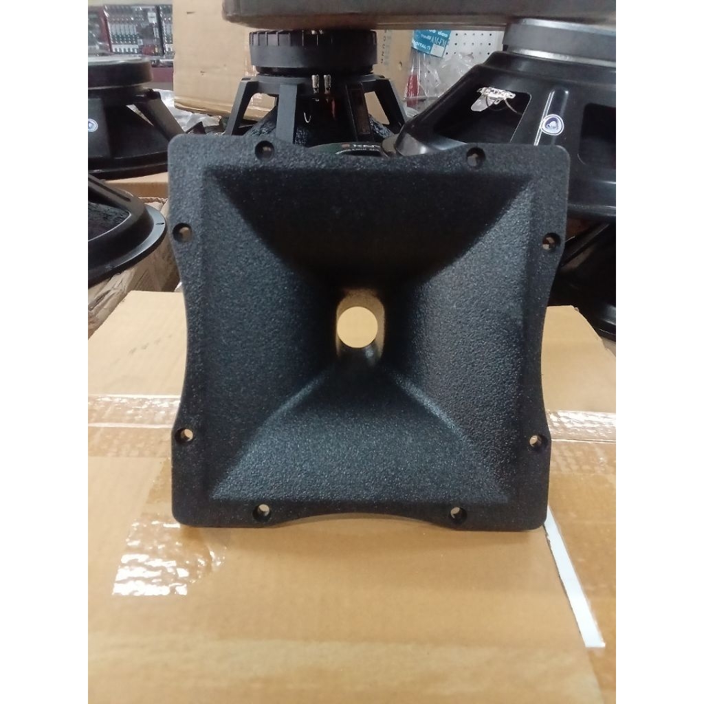 ปากเสียงแหลม ขนาด7×7นิ้ว RCF เเบบยึดน๊อต คอ1นิ้ว