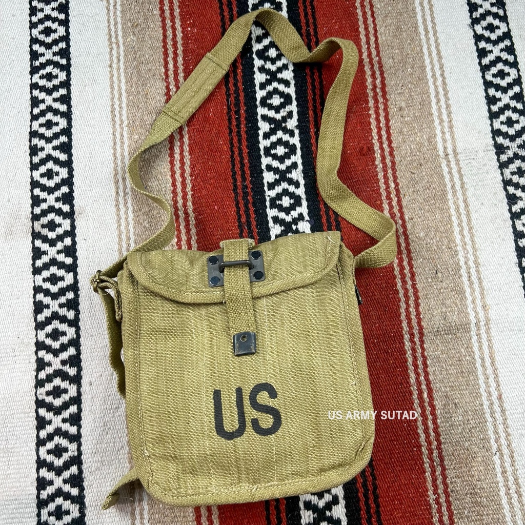 กระเป๋าสะพาย Vintage 90s ผ้าแคนวาส Military Canvas Bag | กระเป๋า US Army | กระเป๋าทหาร | สีเขียวขี้ม