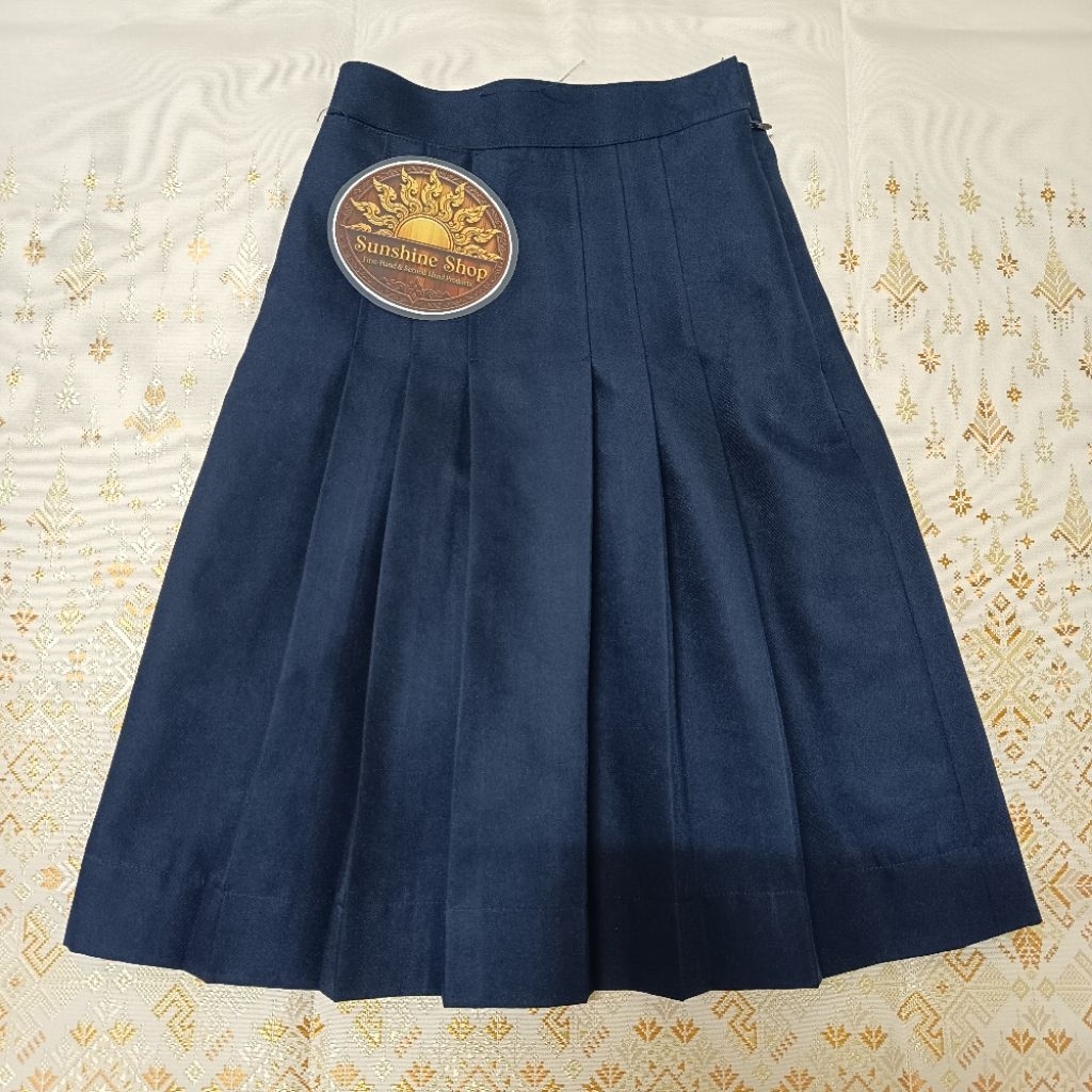 กระโปรงนักเรียน 6 จีบ ทรงแคบ Ego skirt เอว 21 ยาว 21 กรมเข้ม