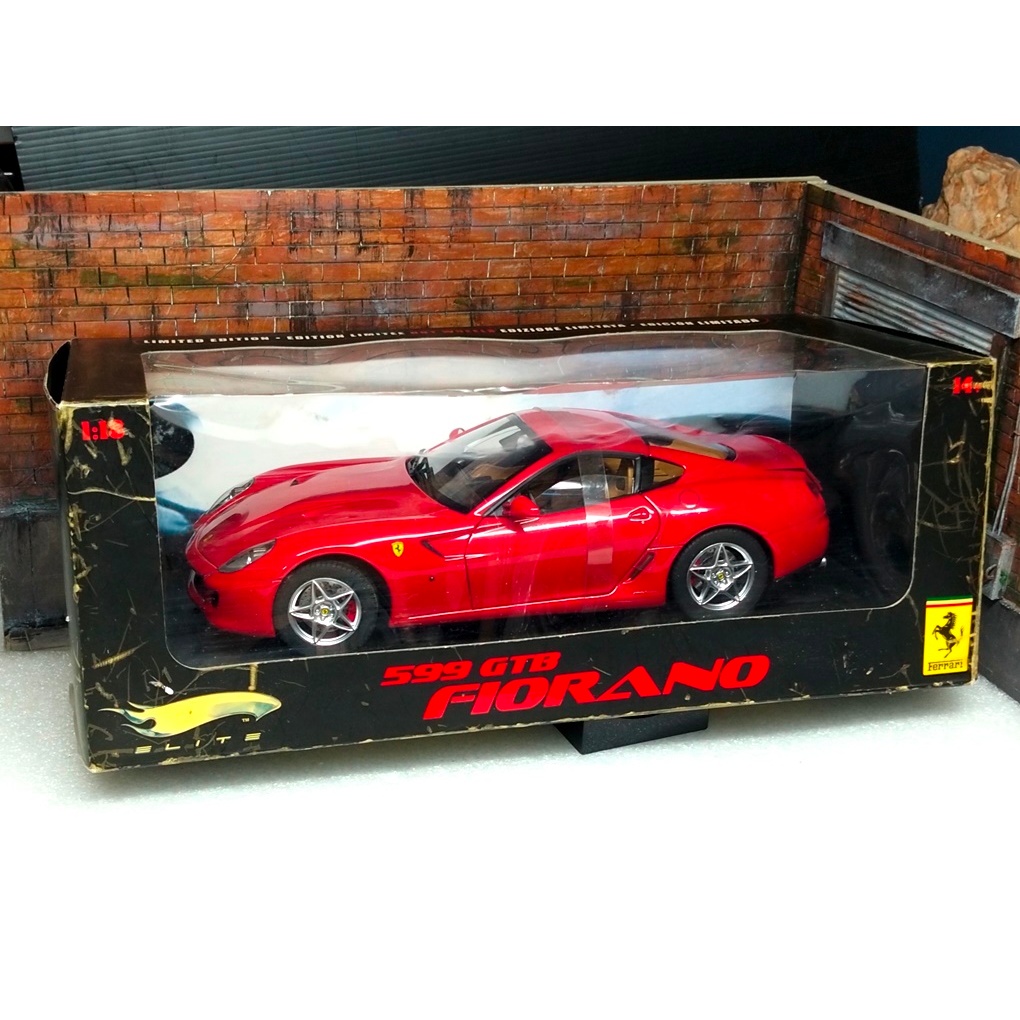 โมเดลรถ599gtb 1/18 โมเดลรถFerrari599gtb  1:18 โมเดลรถ Ferrari 599gtb  1/18 1:18 Hotwheels Elite Ferr