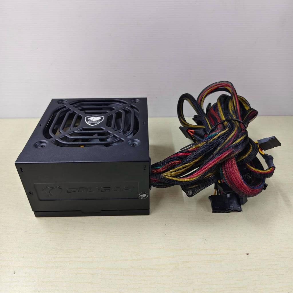 PSU  COUGAR  STX  750W  (80 + WHITE)  ประกัน  2  เดือน