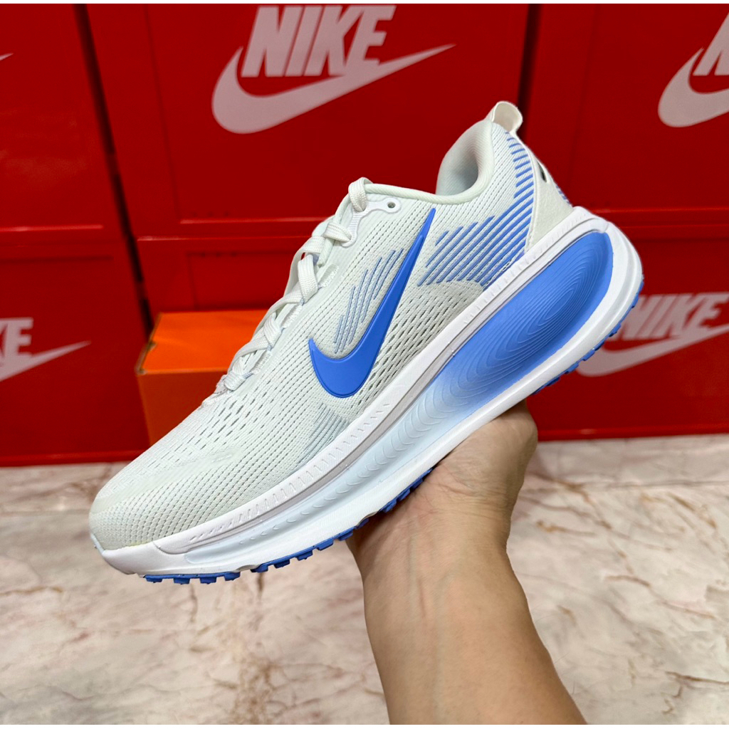 รองเท้าวิ่งโร้ดรันนิ่งผู้หญิง Nike Vomero 18 ของใหม่ มือ รูปที่ 7