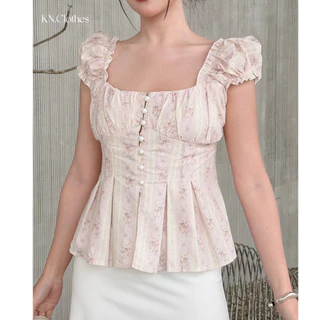 Molly top : เสื้อแขนตุ๊กตา เย็บจีบหน้าอก กระดุมมุก จับจีบชายเสื้อ สม็อคหลัง KN.Clothes