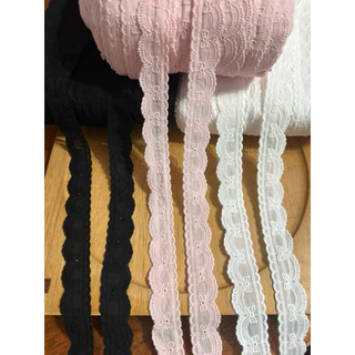 ลูกไม้เส้นเนื้อคอตตอล สีขาวออฟ /ดำ/ชมพู กว้าง 3เซน ยาว 15หลา ราคา150บาท