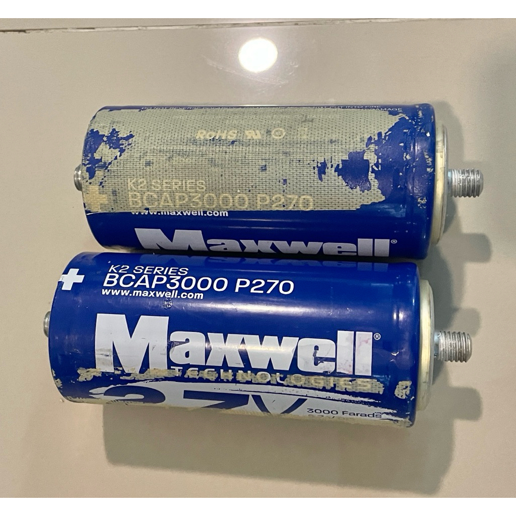 Maxwell Super Capacitor คาปา 3000F 2.7 Volts 1 ตัว สภาพมีเทปกาวติดยังใช้ได้ดีสภาพอื่นปกติดี