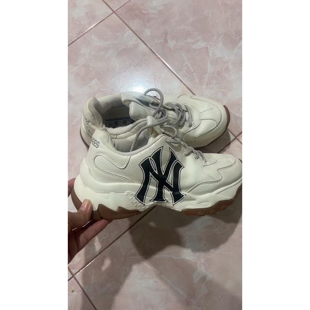 รองเท้ามือสอง NY Chunky