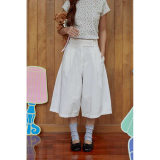 Pantry Relaxed Crop pants กางเกงขา5ส่วน ทรงสวยมาก สีขาว สีเขียวเข้ม