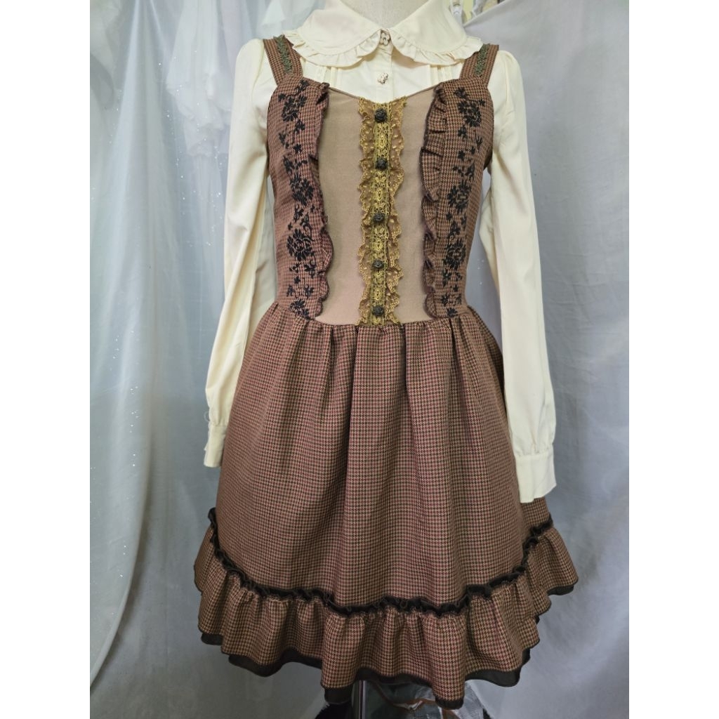 [มือ2] เสื้อ Penderie + เดรส/เอี๊ยมกระโปรง Axes femme (size M)