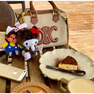 🇯🇵 นำเข้าจากญี่ปุ่น 💖 Monchhichi x Hello Kitty พวงกุญแจตุ๊กตา คอลเลกชันครบรอบ 50 ปี ห้อยกระเป๋า 🎀