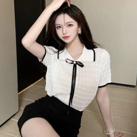 PLUS (พร้อมส่ง) เสื้อคอปก ครอปคอปก เสื้อแฟชั่นผูกโบว์ ทรงคุณหนู มีโบว์ผูกหน้า เรียบหรูดูดีสุดๆ