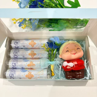 ของขวัญ“วันแม่” กล่องใส่ธนบัตรเอง 4ใบ พร้อมตุ๊กตา ขนาดกล่อง7.7x15cm
