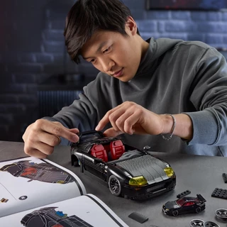 Mattel Brick Shop Hot Wheels '94 Toyota Supra MKIV ตัวต่อฮอตวีลส์ รถโตโยต้าซูปร้า เอ็มเค4 ปี 94 JKG40 VN