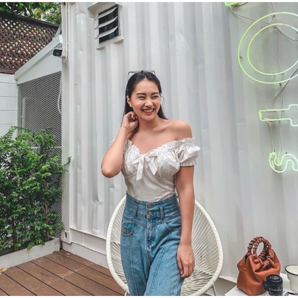ส่งต่อ Hanna.bgg เสื้อ Fiona top