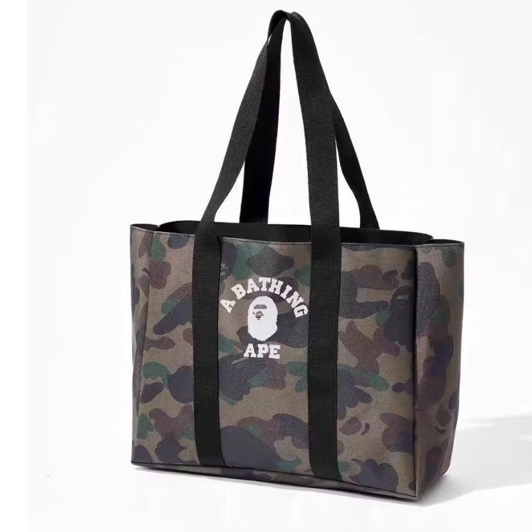 กระเป๋าถือ ถุงผ้าหนัง A BATHING APE @2016 summer collection ของแท้ 💯💯 พร้อมกล่อง (ไม่รวมนิตยสาร)