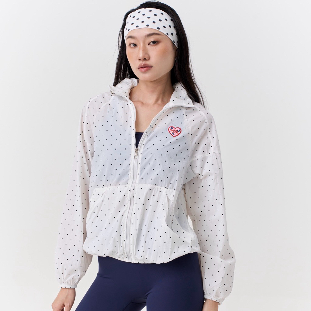 Healthyattitude.bkk - Dottie Heart Packable Jacket แจ็คเก็ตมีฮู้ด ดีไซน์ลายจุด