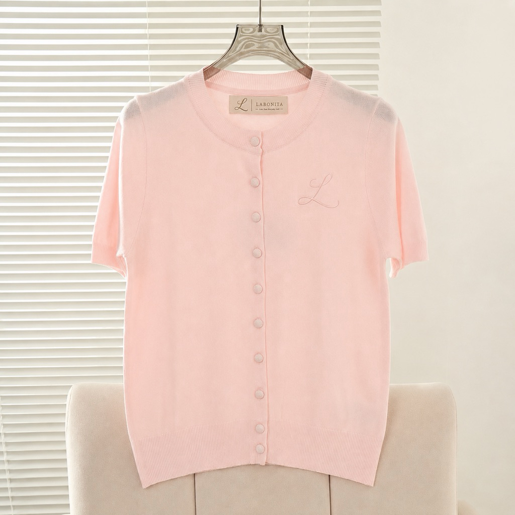 เสื้อคาร์ดิแกนกระดุมผ้ารุ่น Fine Knit