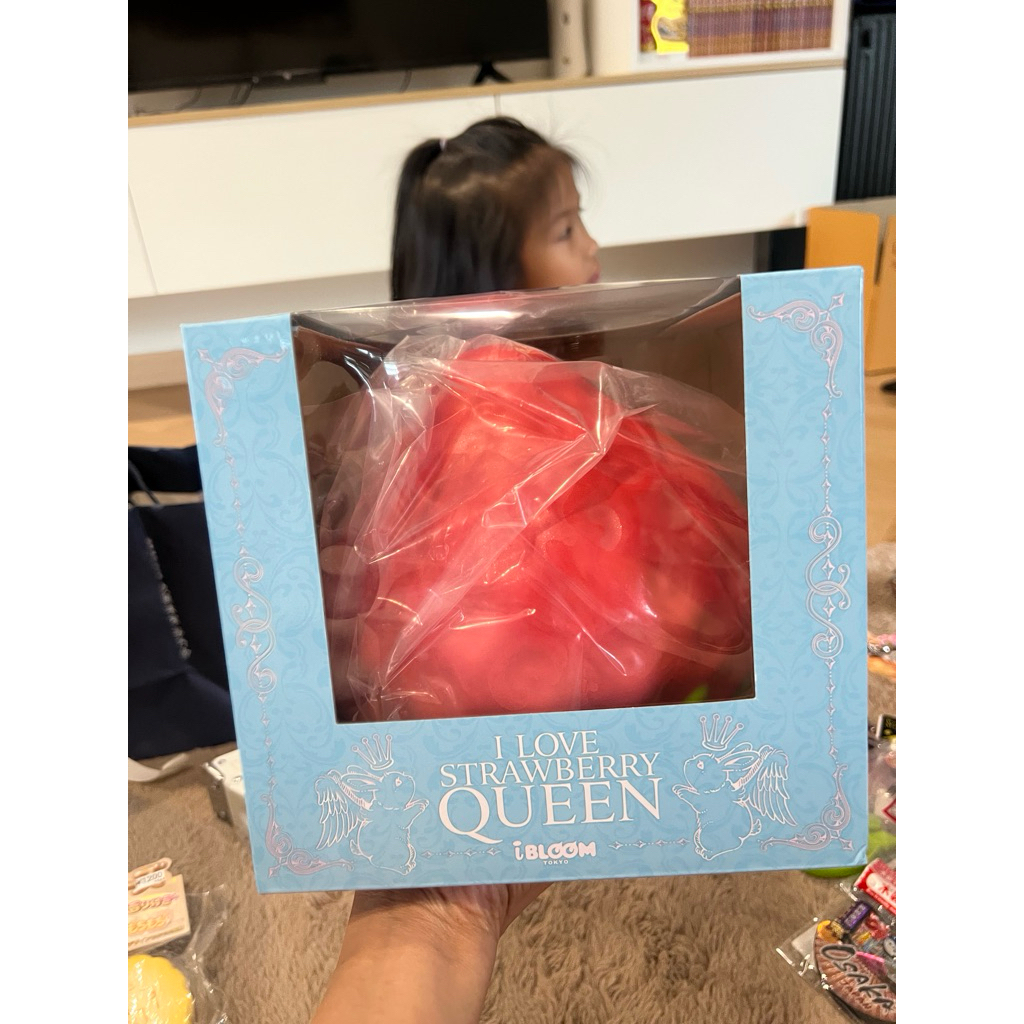 (New) ibloom Squishy Strawberry Queen