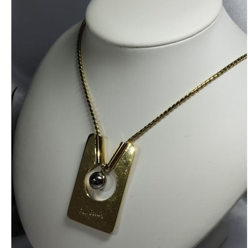 Vtg Necklace Gold Toneสร้อยคอแบรนด์สีทอง ตามรูป