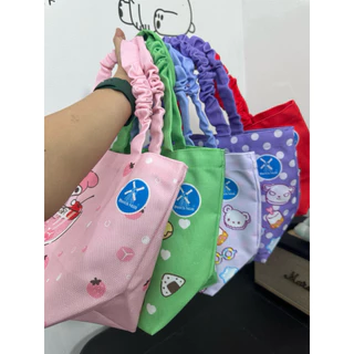 กระเป๋าผ้าแคนวาส ลิขสิทธิ์แท้ sanrio ของพรีเมี่ยม ข.37x23x15 มี 5 ลายให้สะสม📍ของใหม่ พร้อมส่ง