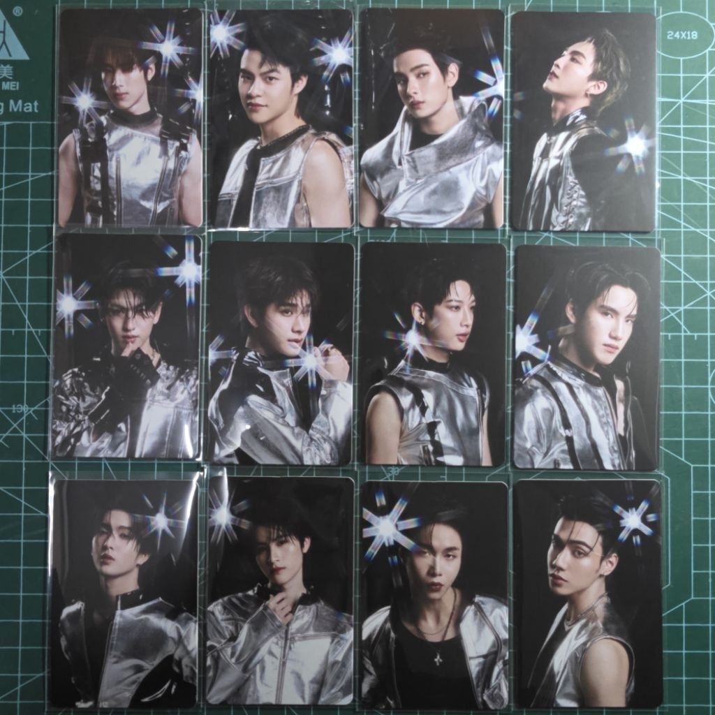 [ใช้โค้ดลด20%ได้] PHOTOCARD วงBUS | BUS LIGHT AS ONE คอนเสิร์ต แถมกระดาษโปรย
