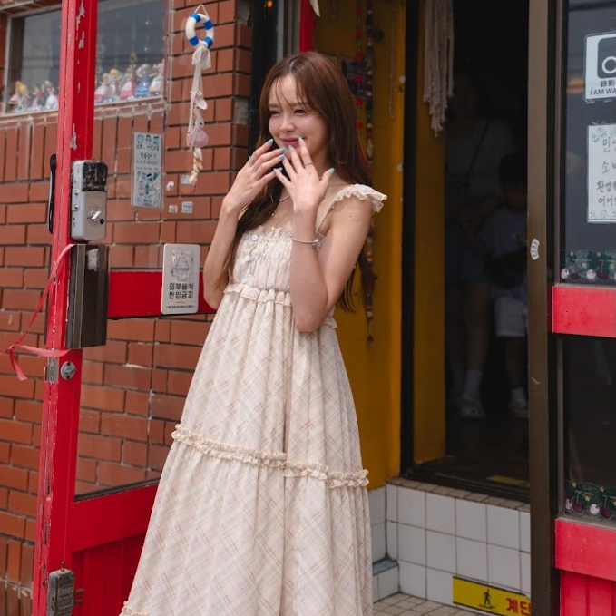 Pre order เปลี่ยนลูกไม้ชายกระโปรง เดรสยาว Fiona dress (W057) ส่ง 15/9/26
