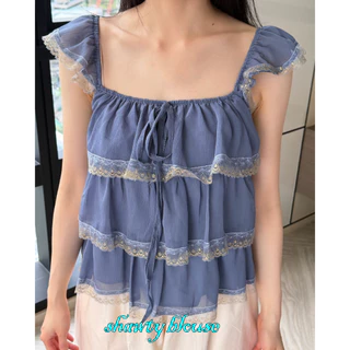 UIUI | SHAWTY BLOUSE เสื้อลูกไม้ระบาย ผูกโบว์ด้านหน้า สาวหวาน