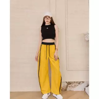 กางเกงขายาวแถบคู่ SORA ACTIVE — SPORT BARREL PANTS 🤍