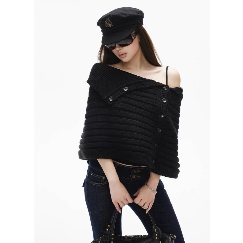 Solyn top จากแบรนด์ iamxiaa พร้อมส่งจากไทย