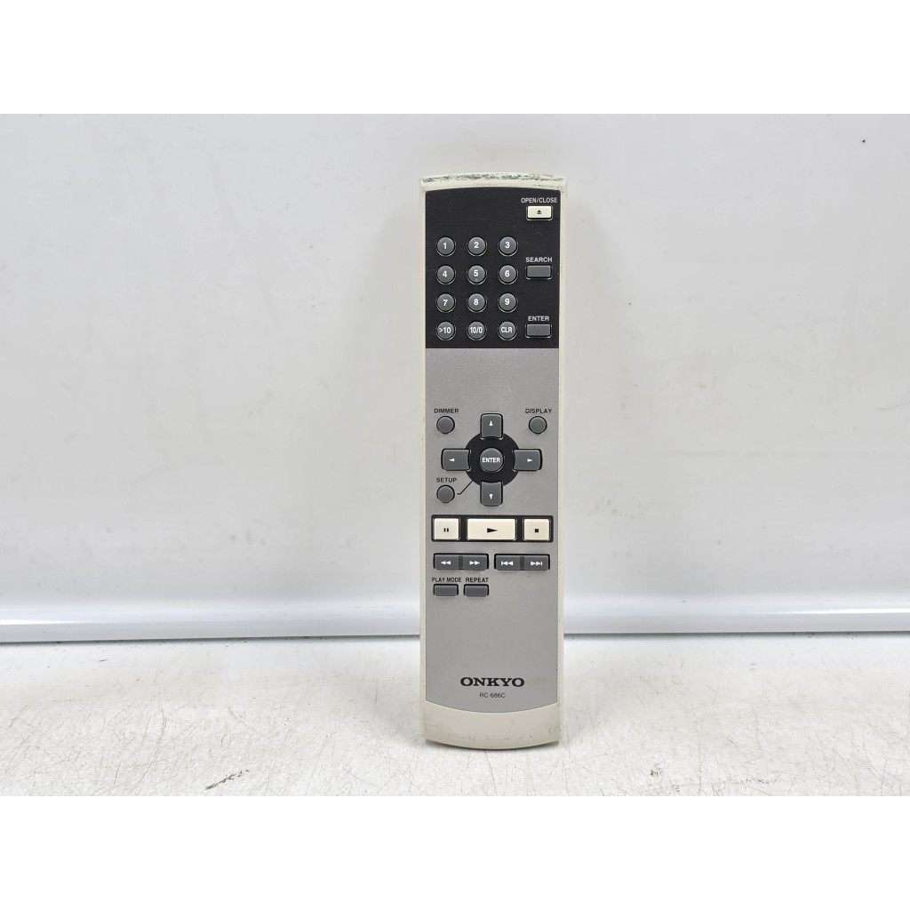 BL224 รีโมทมือสองญี่ปุ่น ONKYO RC-686C เทสเรียบร้อย ใช้งานได้ปกติ ไม่มีถ่านแถมให้ รอยตามรูป