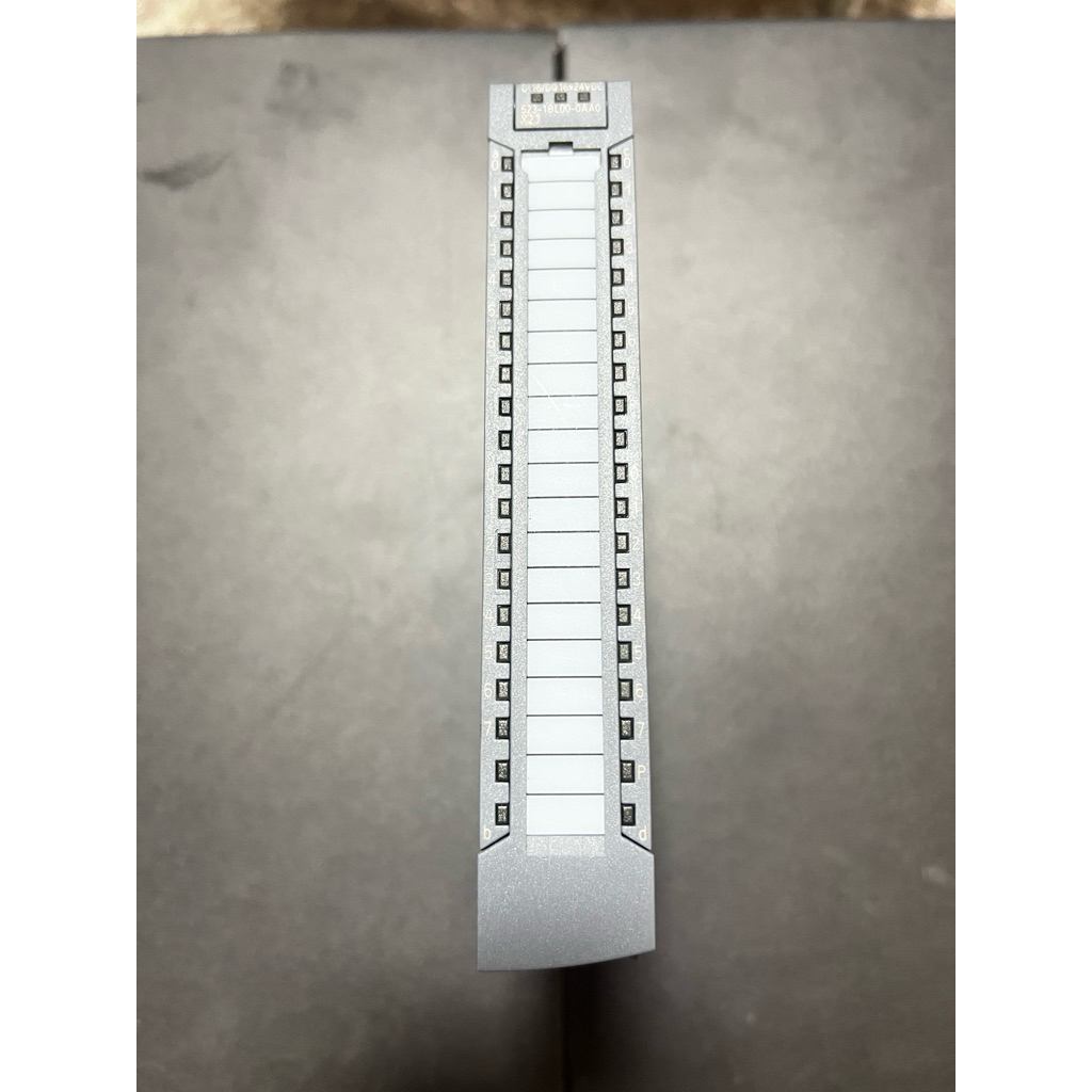 SIMATIC S7-1500 6ES7 523-1BL00-0AA0 DI 16x24VDC/DQ 16x24VDC/0.5A BA