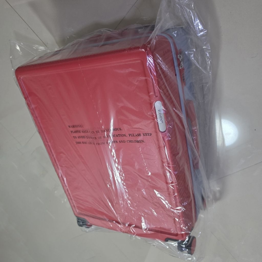 *ใหม่มือ1*แท้*ห้างเซ็นทรัล* กระเป๋าเดินทาง 24นิ้ว Elements แดง/เทา 60×40×25cm