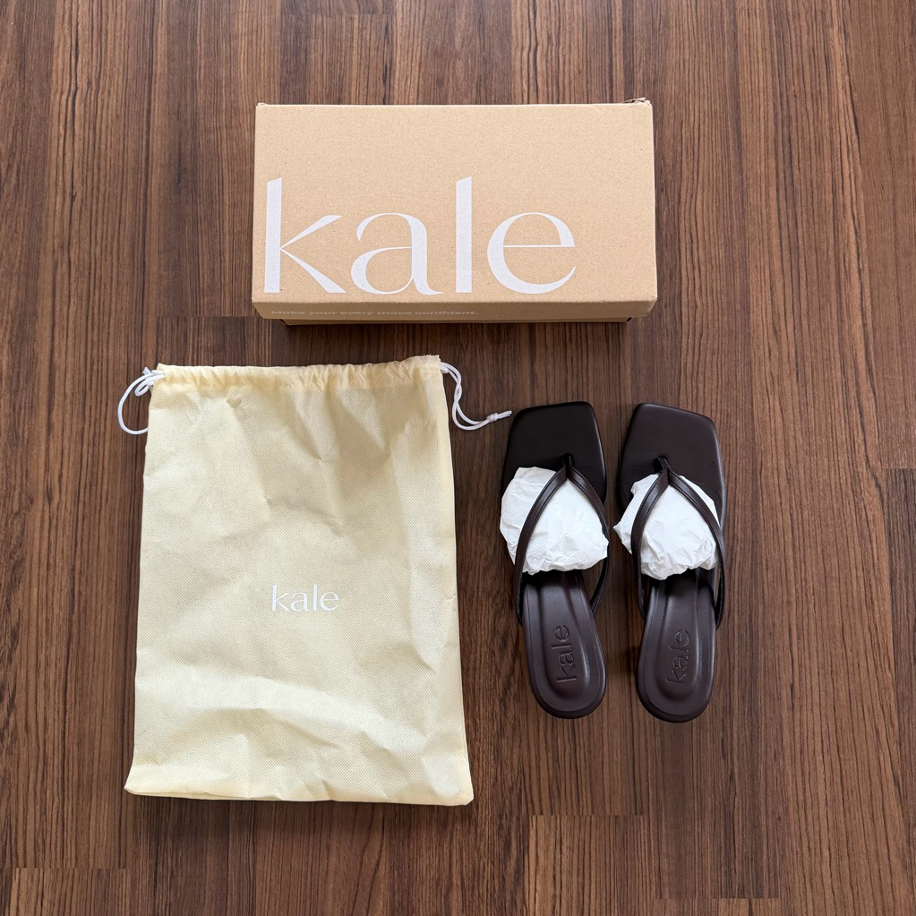 used in good condition🍑kale official รองเท้าส้นสูง รุ่น amore ส้น 1.5" size 36 สีน้ำตาลเข้ม