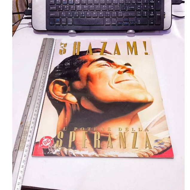 หนังสือนิยายภาพ SHAZAM! POWER OF HOPE (SHAZAM! IL POTERE DELLA SPERANZA) ฉบับภาษาอิตาลี