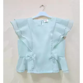B042 ชุดไทยแม่ลูก เสื้อออแกนดี้ ฟ้าใสแขนผีเสื้อ งานแต่ง สีฟ้า แม่ลูก