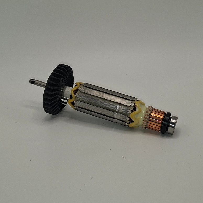 Makita อะไหล่ทุ่นเจียร์ไฟฟ้า 4นิ้ว รุ่น 9556HN 9556NB,9558HN,( รหัส 515613-9) อะไหล่แท้