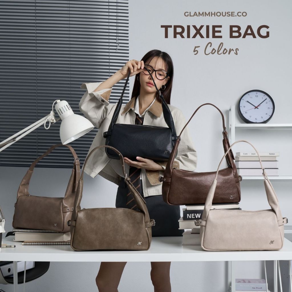 Glammhouse – Trixie bag กระเป๋าสะพายไหล่ทรง East-West สุดคลาสสิก สายสะพายปรับระดับได้ ให้ลุคที่เรียบ เท่ และมีสไตล์
