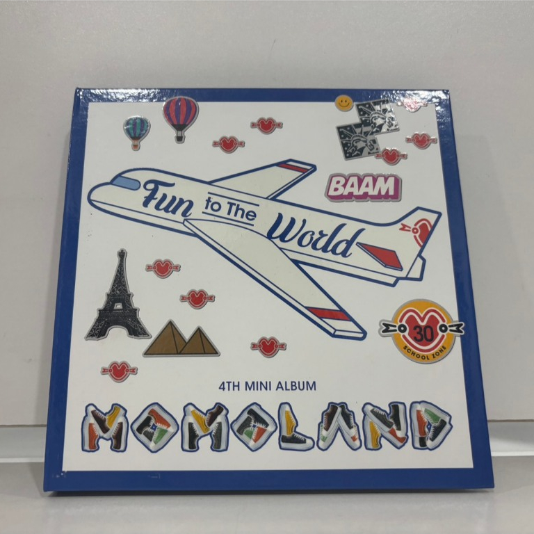 1 CD MUSIC  ซีดีเพลงเกาหลี  MOMOLAND - 4th Mini [FUN TO THE WORLD]    (R1B39)